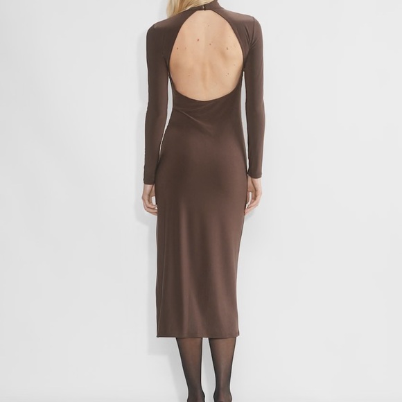 BNWT Aritzia Wilfred Remedy Long Sleeve OpenBack Dress, Rich Mocha Brown, Medium - Picture 2 of 4